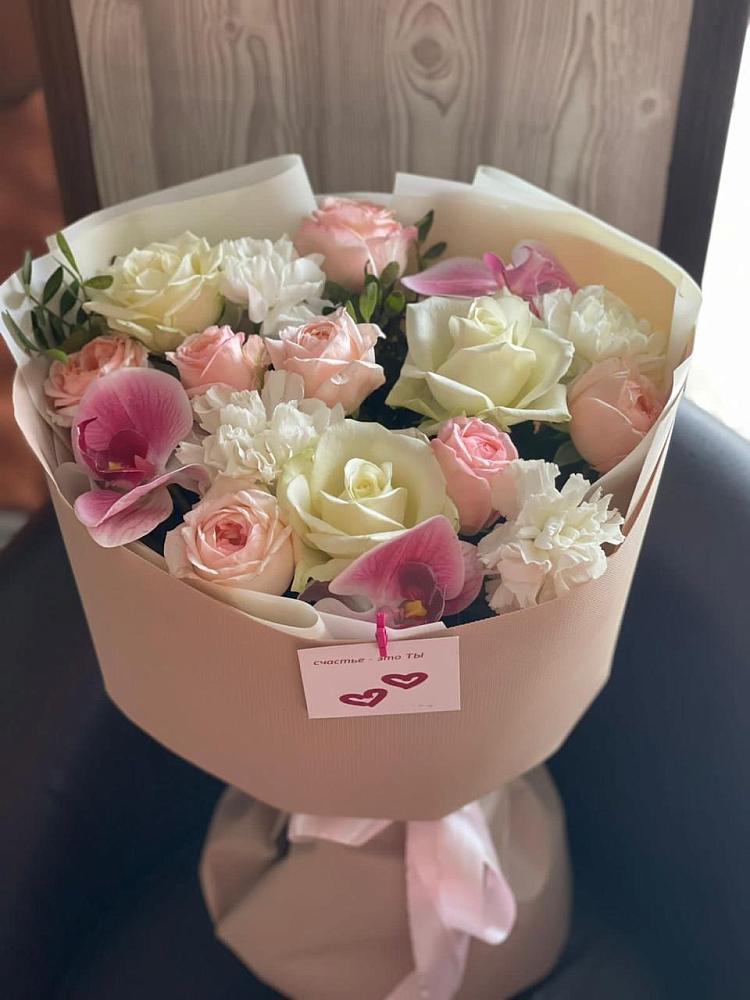 Букет цветов из: Орхидеи, Розы и Гвоздики в Трубичино