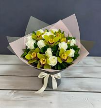 Букет цветов из:  Орхидеи и Розы в Трубичино