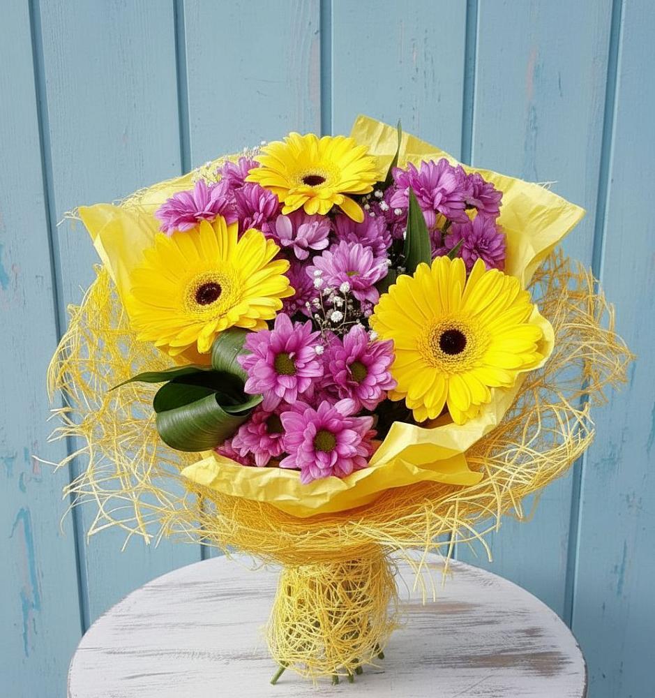 Букет цветов из: Хризантемы и Герберы в Трубичино