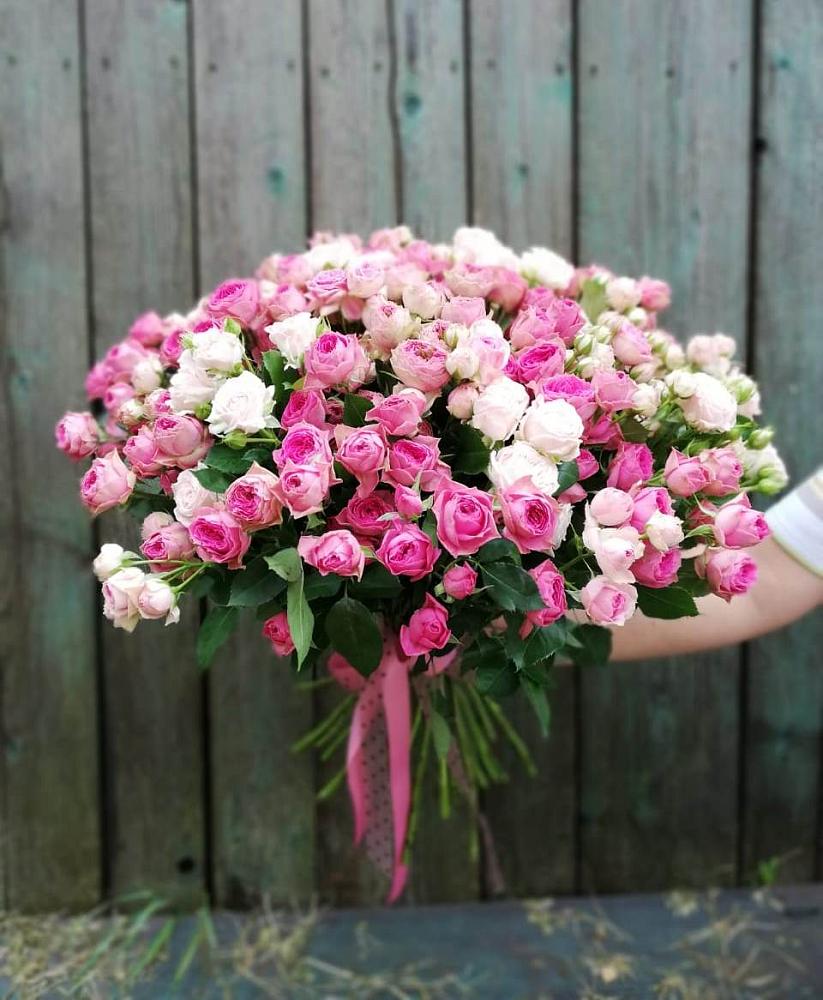 Букет Розовые кустовые розы Натали и Лав Лидия в Трубичино