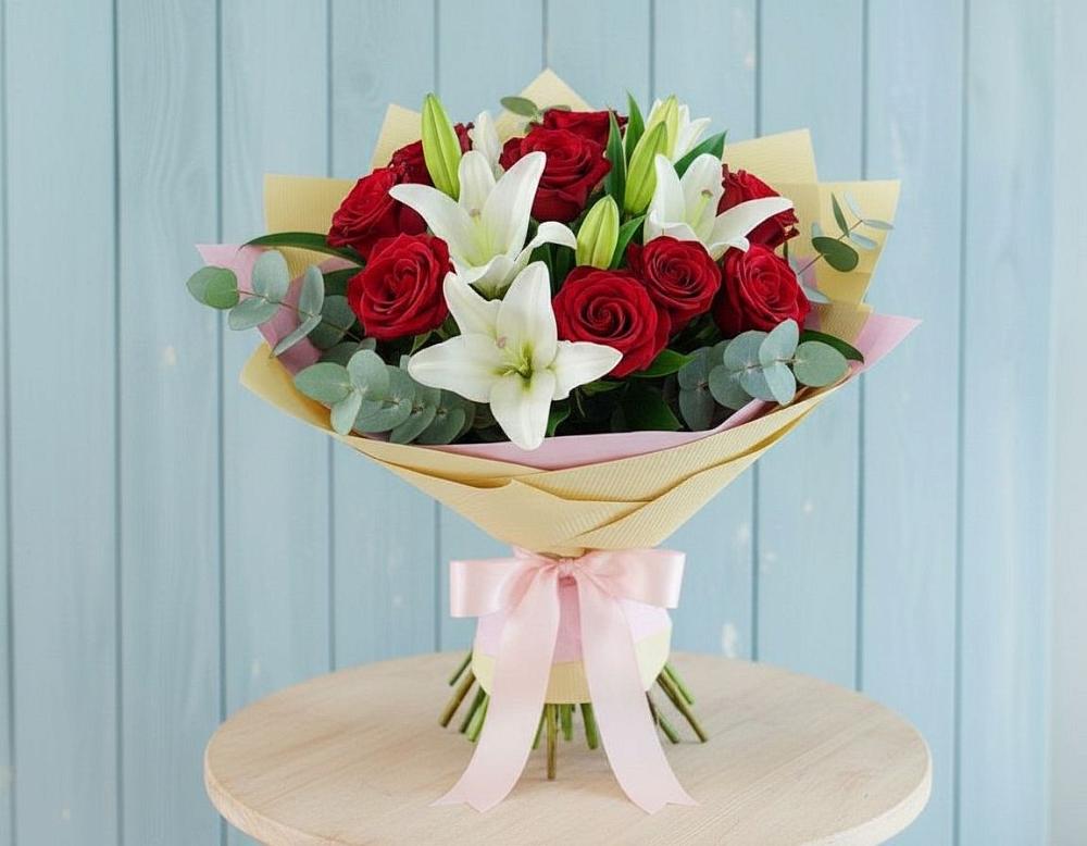 Букет цветов из: Лилии и Розы в Трубичино